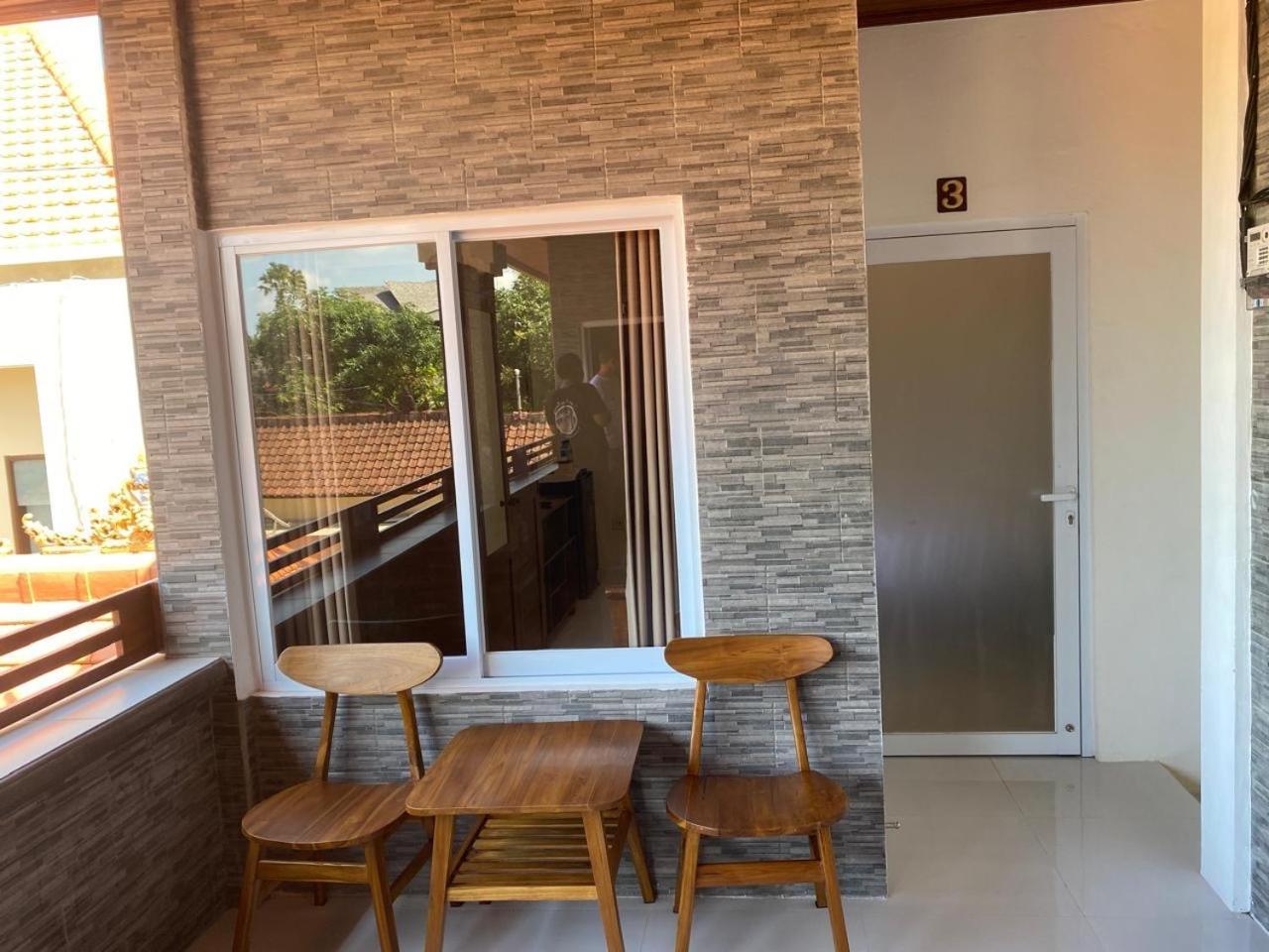 Manis Guest House Семиняк Екстериор снимка